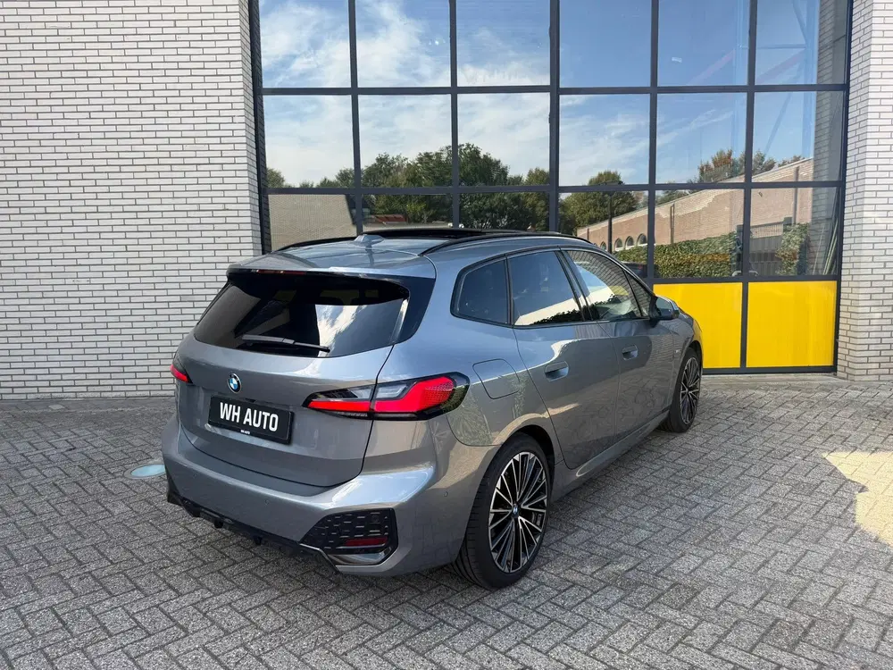 BMW 2-serie Active Tourer 360 camera uit 2025, foto 3