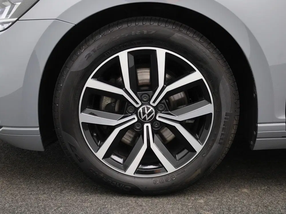 Volkswagen Passat 2.0 TSI Elegance Business AUTOMAAT uit 2023, foto 13
