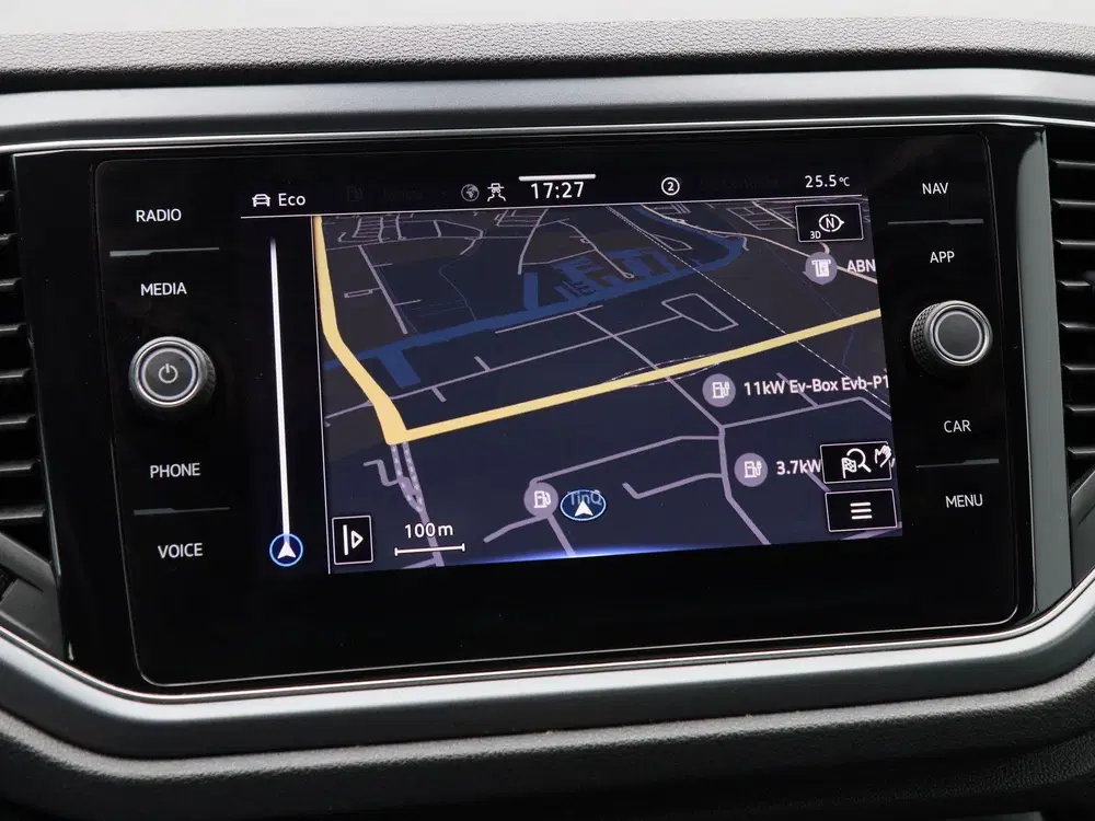 Volkswagen T-Roc 1.5 TSi 150 Pk Automaat R-Line uit 2022, foto 8