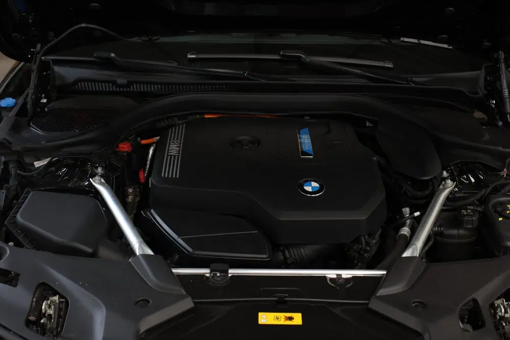 BMW 5-serie 530e xDrive M-Sport *Pano*Stoelventilati uit 2022, foto 10