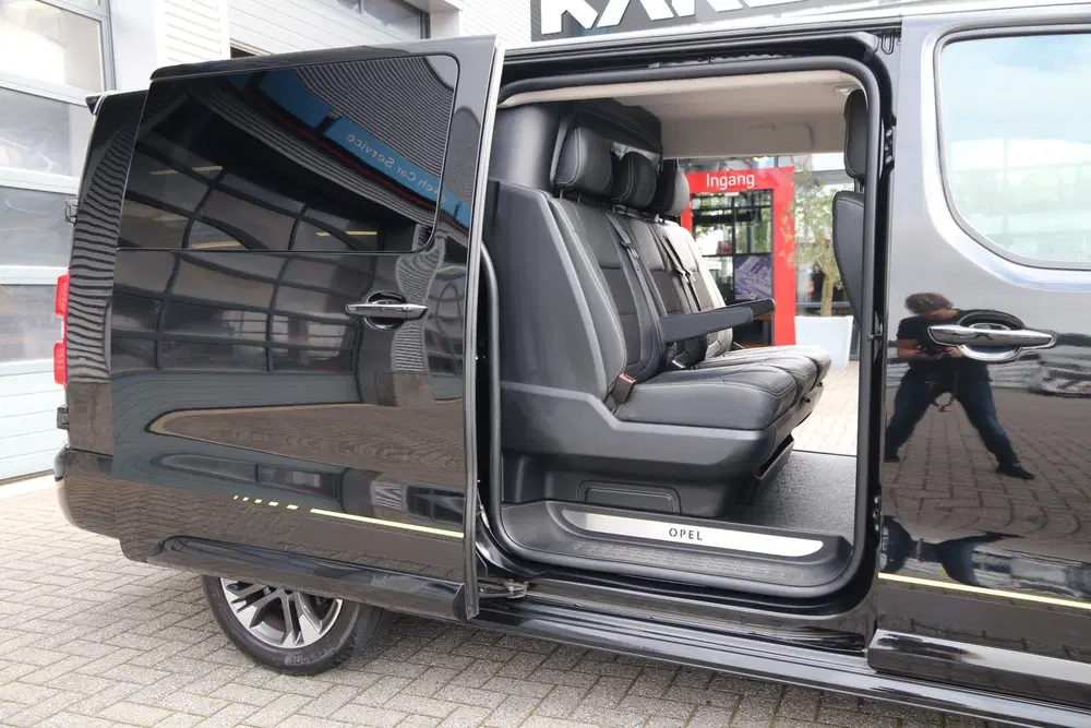 Opel Vivaro 2.0 CDTI 180 uit 2020, foto 14