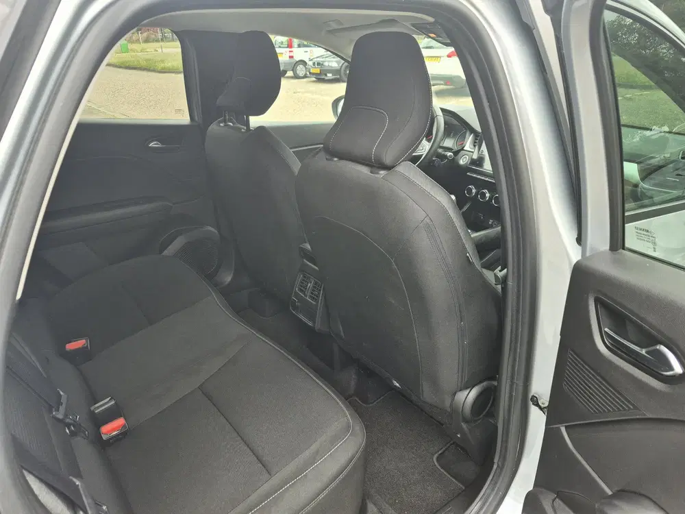 Renault Captur 1.3 TCe 140 Zen trekhaak (bj 2021) uit 2021, foto 14