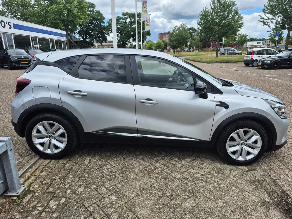 Renault Captur 1.3 TCe 140 Zen trekhaak (bj 2021) uit 2021, foto 2
