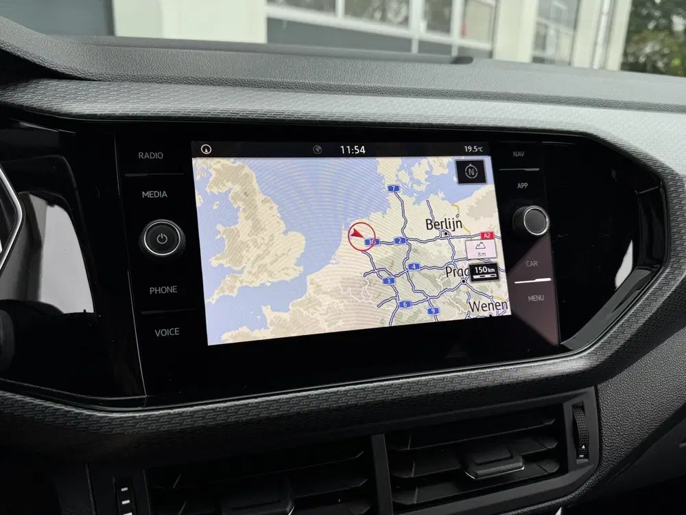 Volkswagen T-Cross 1.0 TSI R-line uit 2019, foto 14