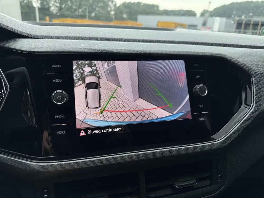 Volkswagen T-Cross 1.0 TSI R-line uit 2019, foto 15