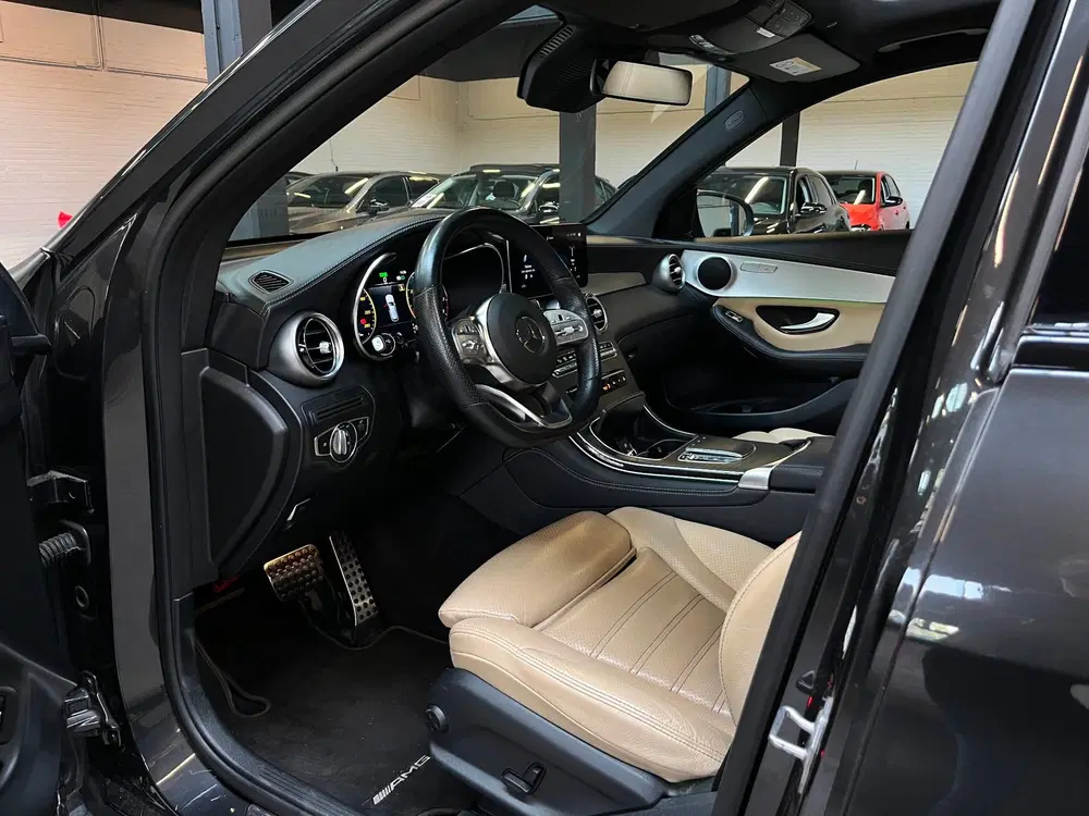 Mercedes-Benz GLC 200 4MATIC AMG Line Pano uit 2019, foto 11