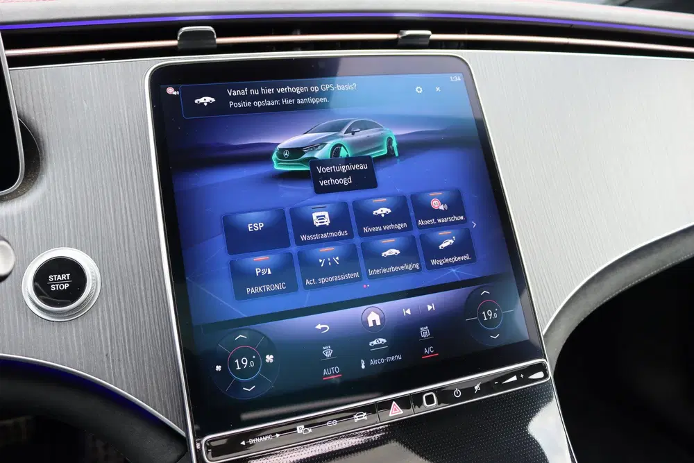 Mercedes-Benz EQE 300 AMG Line 90 kWh uit 2025, foto 14