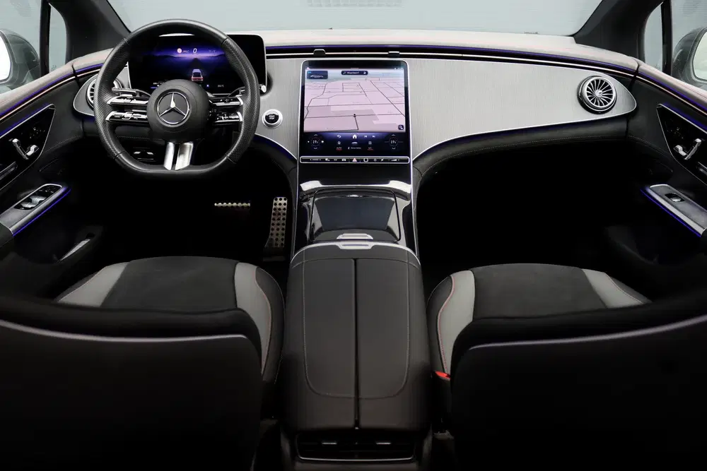 Mercedes-Benz EQE 300 AMG Line 90 kWh uit 2025, foto 2