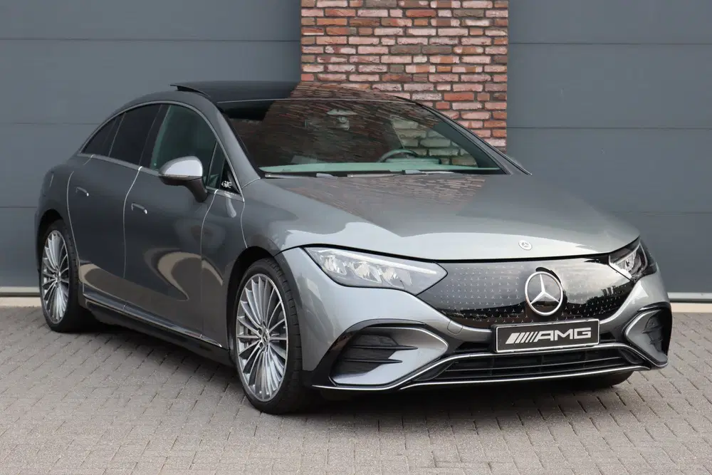 Mercedes-Benz EQE 300 AMG Line 90 kWh uit 2025, foto 3