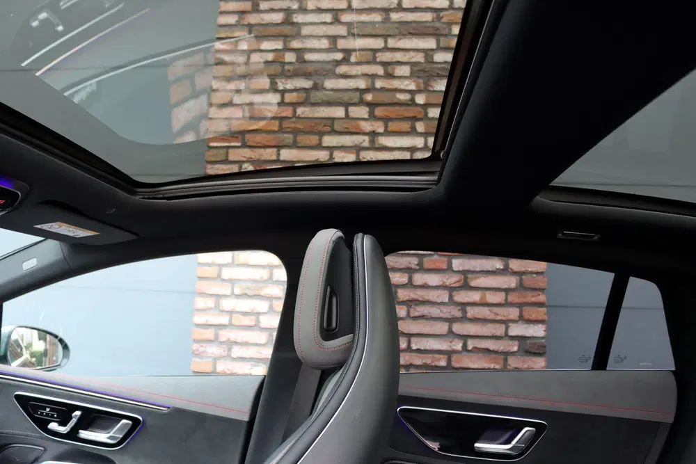 Mercedes-Benz EQE 300 AMG Line 90 kWh uit 2025, foto 4
