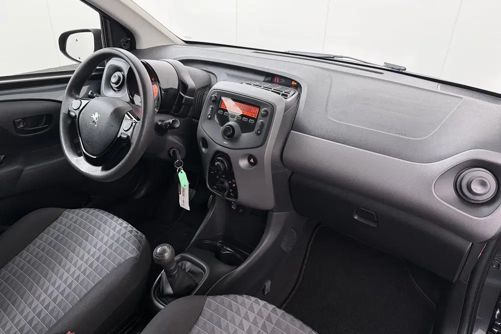 Peugeot 108 1.0 e-VTi Active LED Bluetooth DAB Start uit 2021, foto 15