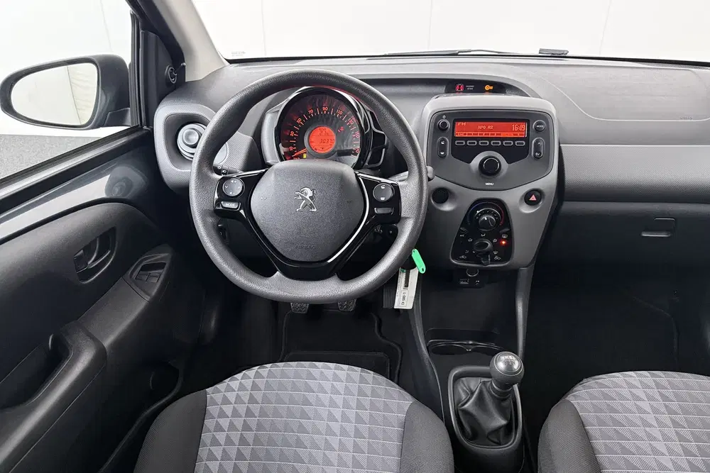 Peugeot 108 1.0 e-VTi Active LED Bluetooth DAB Start uit 2021, foto 8