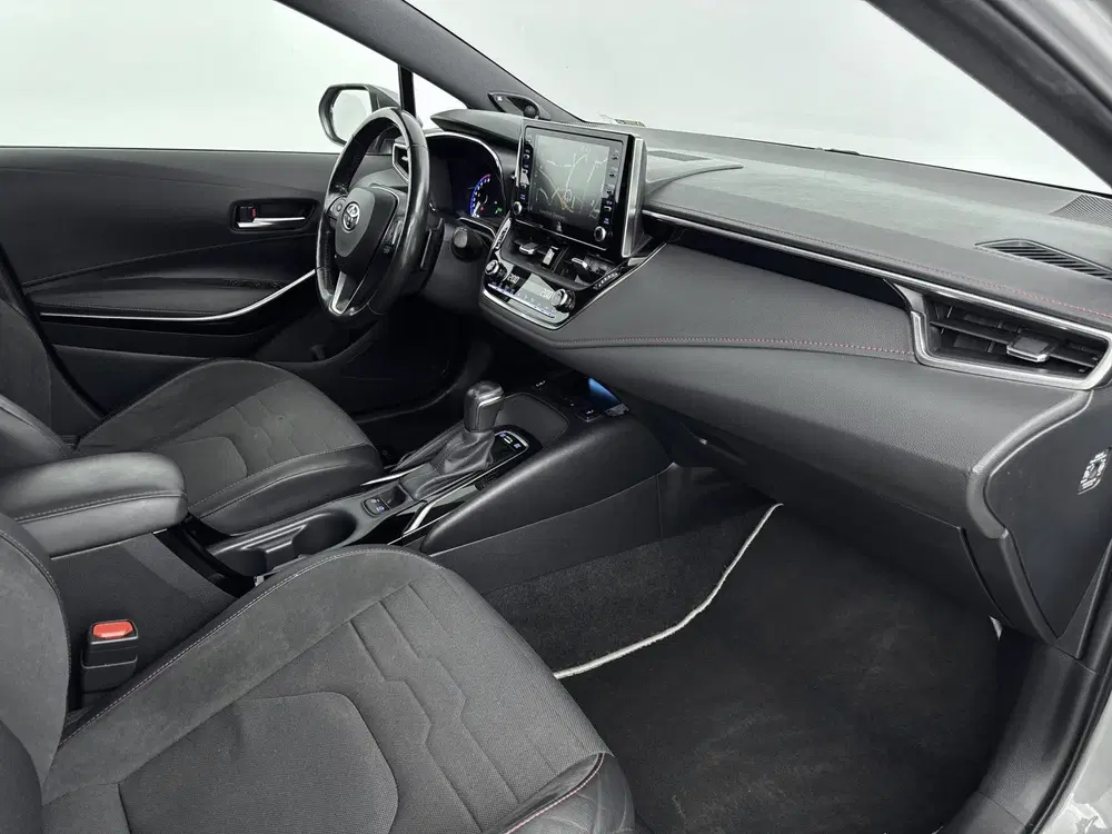 Toyota Corolla 2.0 Hybrid Executive Limited uit 2019, foto 6