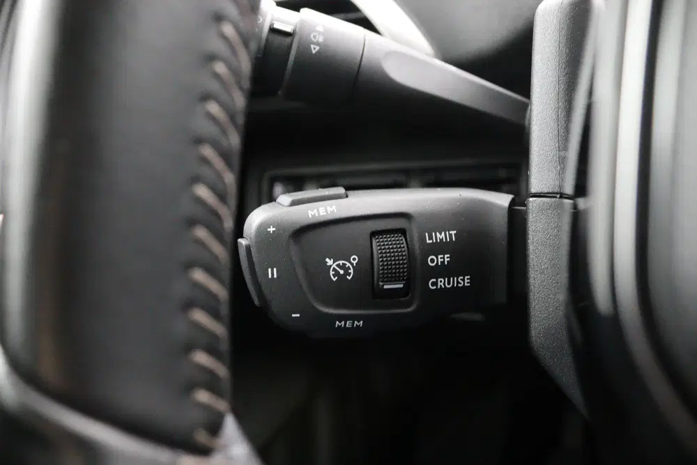 Peugeot 3008 1.2*FACELIFT*CARPLAY*NAVI*CRUISE*ECC*HAAK* uit 2021, foto 13