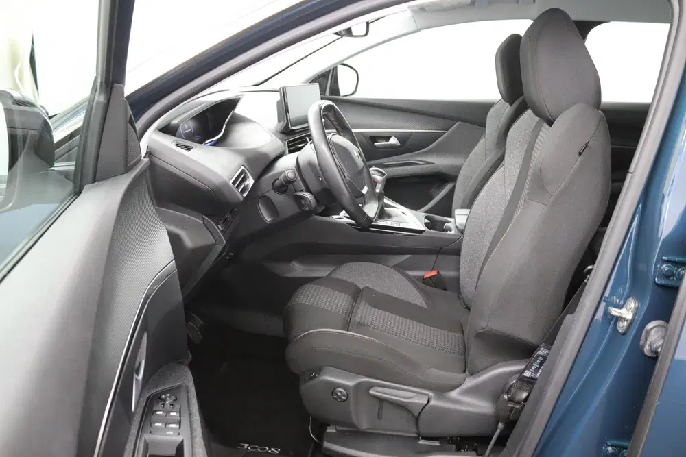 Peugeot 3008 1.2*FACELIFT*CARPLAY*NAVI*CRUISE*ECC*HAAK* uit 2021, foto 9