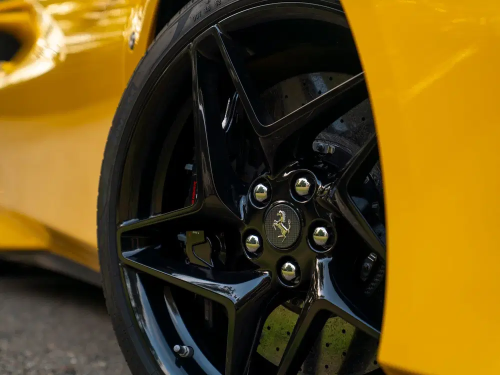 Ferrari F8 Spider 3.9 V8 HELE uit 2022, foto 13