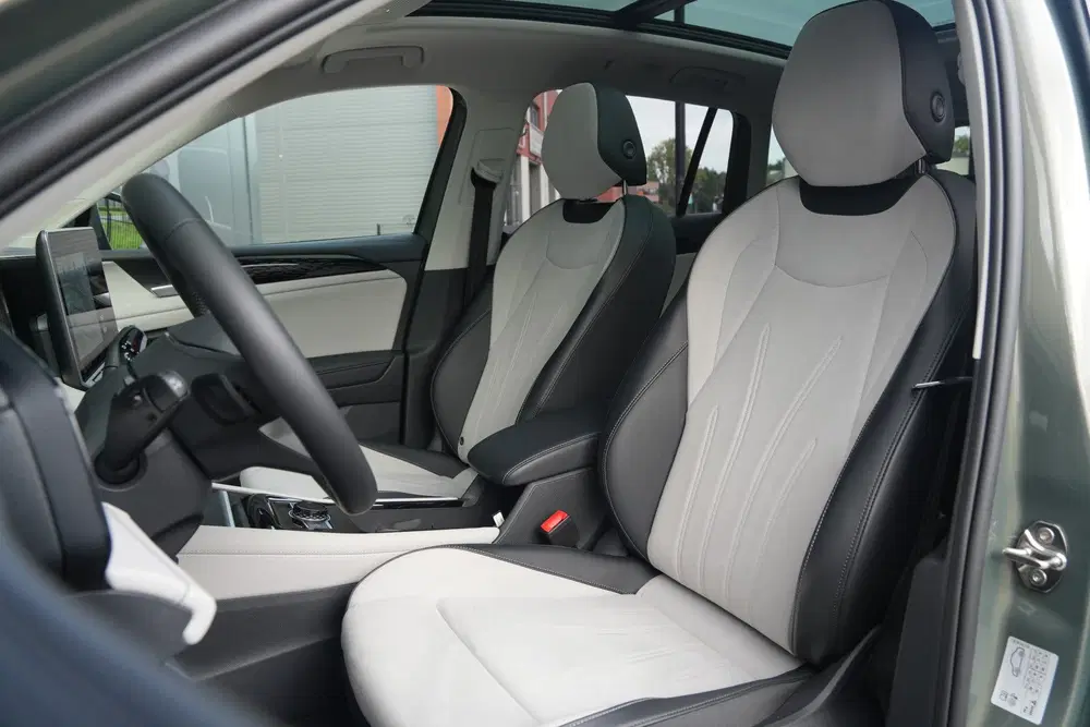 Volkswagen Tiguan 1.5 eHybrid Elegance PHEV uit 2025, foto 2