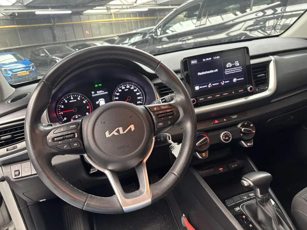 Kia Stonic 1.0 T-GDi MHEV DynamicLine Automaat uit 2023, foto 5