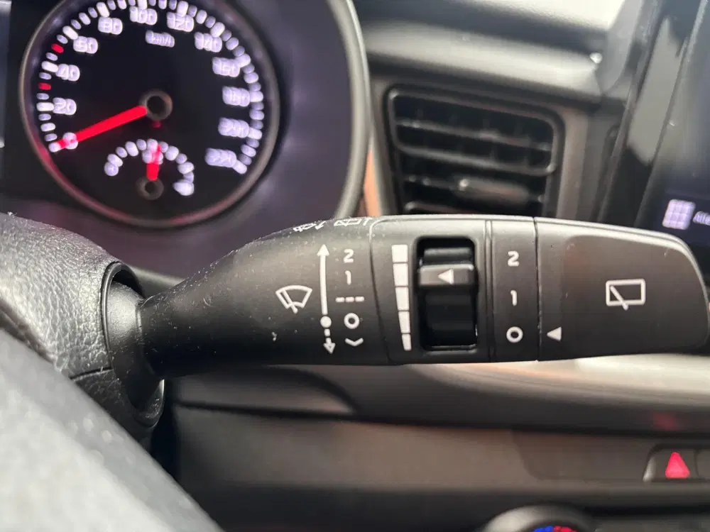 Kia Stonic 1.0 T-GDi MHEV DynamicLine Automaat uit 2023, foto 7