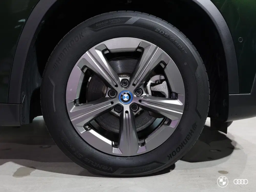 BMW X1 xDrive25e uit 2023, foto 11