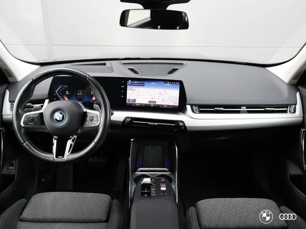 BMW X1 xDrive25e uit 2023, foto 13