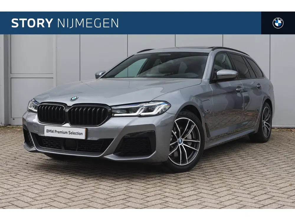 BMW 5-serie 530e High Executive M Sport Automaat uit 2023