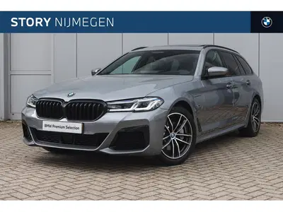 BMW 5-serie 530e High Executive M Sport Automaat uit 2023