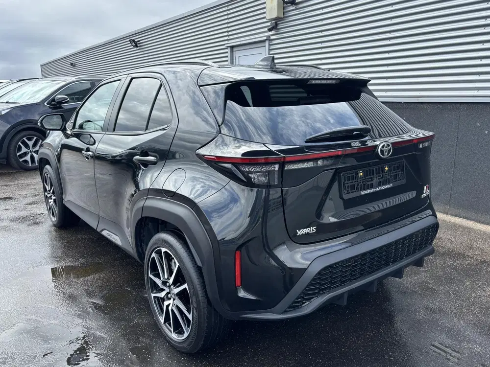 Toyota Yaris Cross 1.5 Hybrid GR Sport Panoramadak uit 2024, foto 11