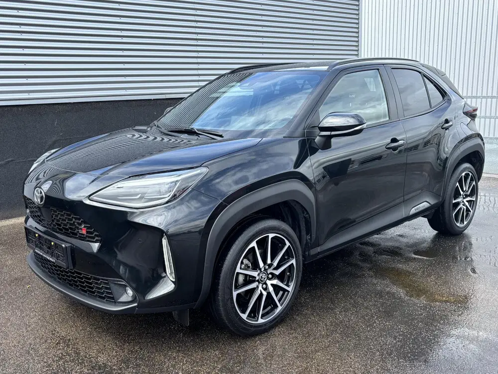 Toyota Yaris Cross 1.5 Hybrid GR Sport Panoramadak uit 2024, foto 3