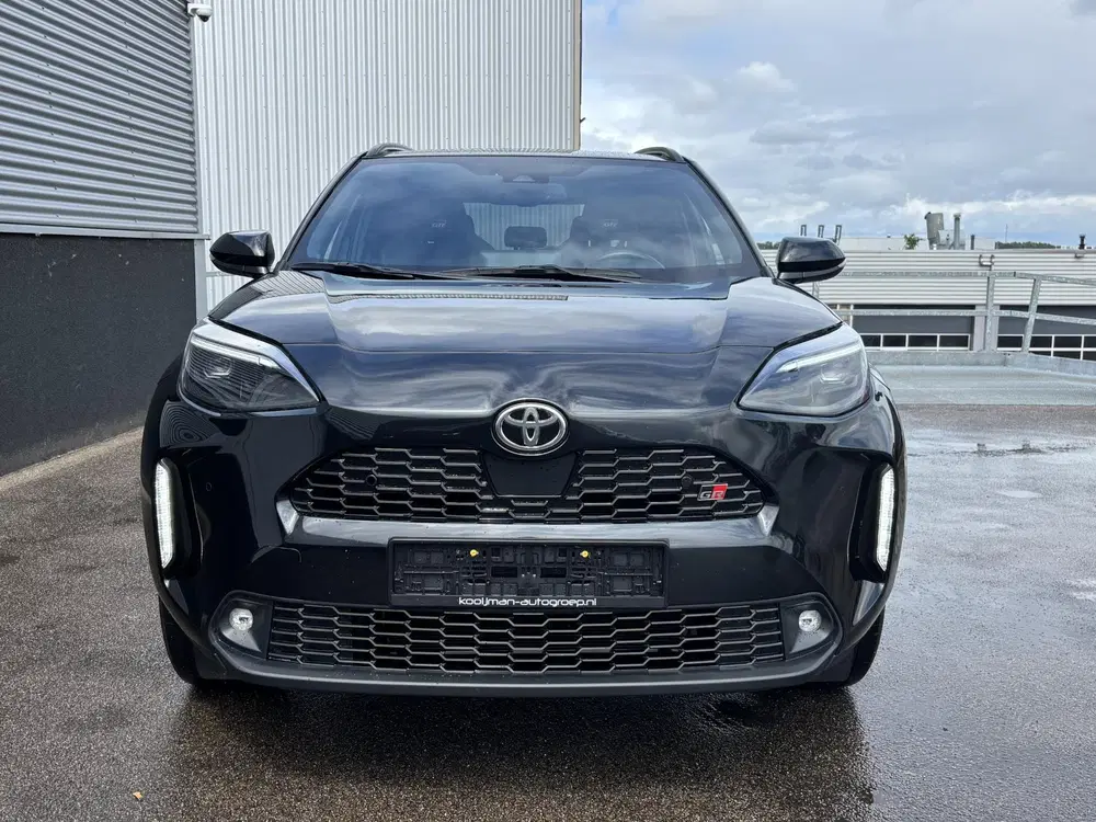 Toyota Yaris Cross 1.5 Hybrid GR Sport Panoramadak uit 2024, foto 4
