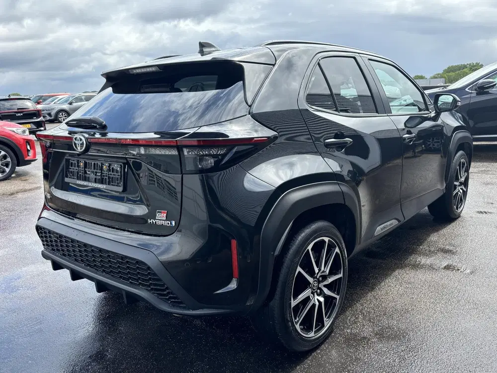 Toyota Yaris Cross 1.5 Hybrid GR Sport Panoramadak uit 2024, foto 7
