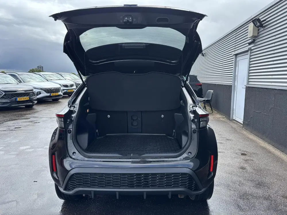 Toyota Yaris Cross 1.5 Hybrid GR Sport Panoramadak uit 2024, foto 9