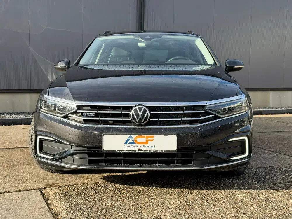 Volkswagen Passat 1.4 TSI PHEV GTE Business uit 2021, foto 2