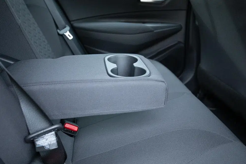 Toyota Corolla 1.8 Hybrid Business uit 2022, foto 15