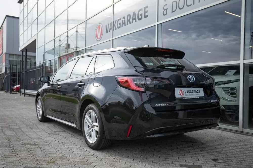 Toyota Corolla 1.8 Hybrid Business uit 2022, foto 3