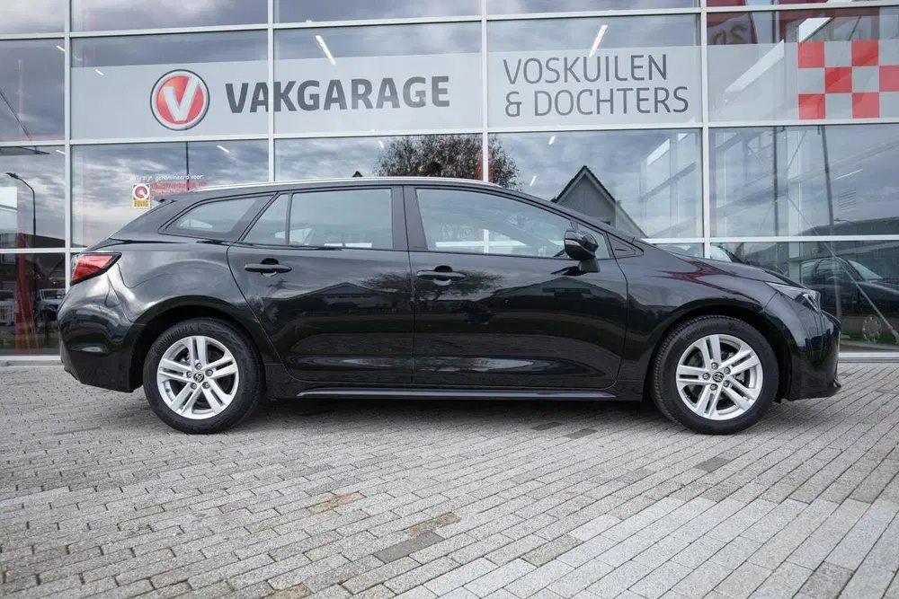 Toyota Corolla 1.8 Hybrid Business uit 2022, foto 9