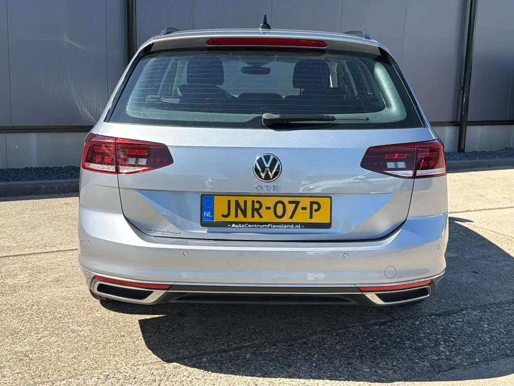 Volkswagen Passat 1.4 TSI PHEV GTE Business uit 2022, foto 11