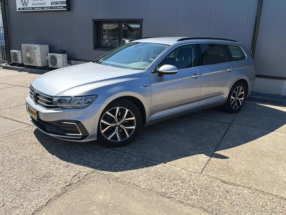 Volkswagen Passat 1.4 TSI PHEV GTE Business uit 2022, foto 5