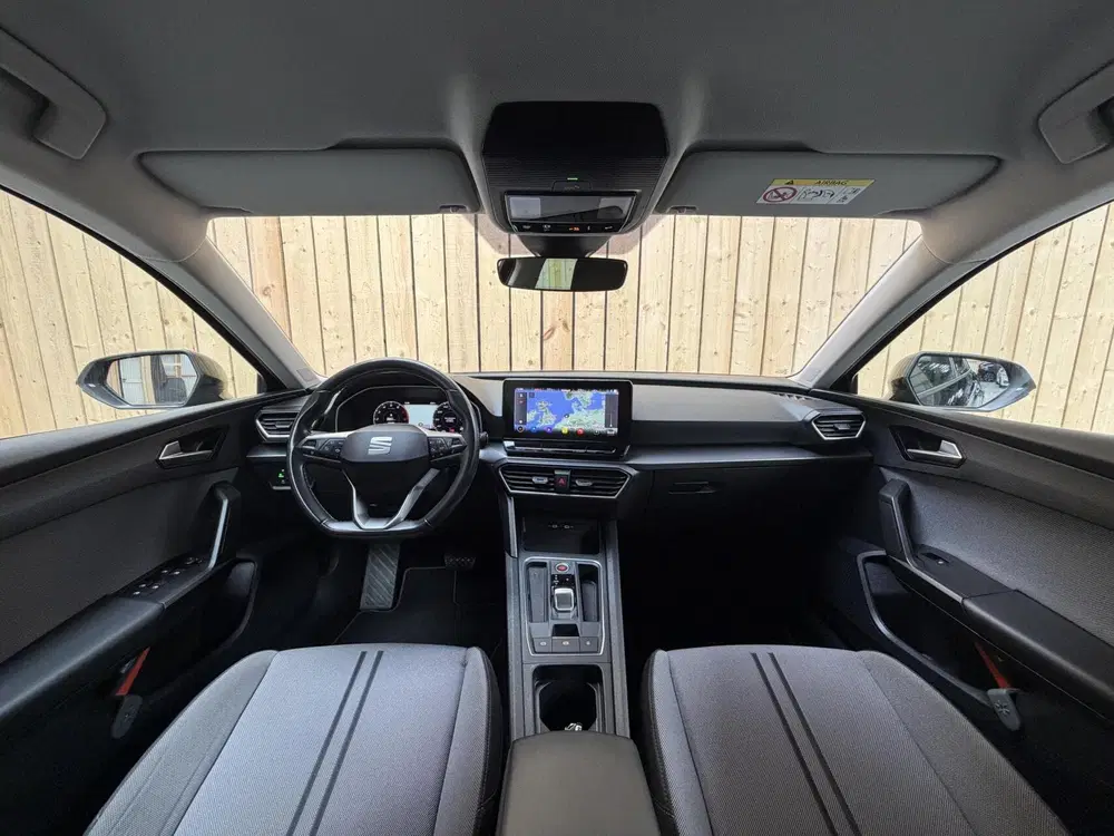 SEAT Leon Leon ST 1.0 EcoTSI Style Business Intense uit 2022, foto 3