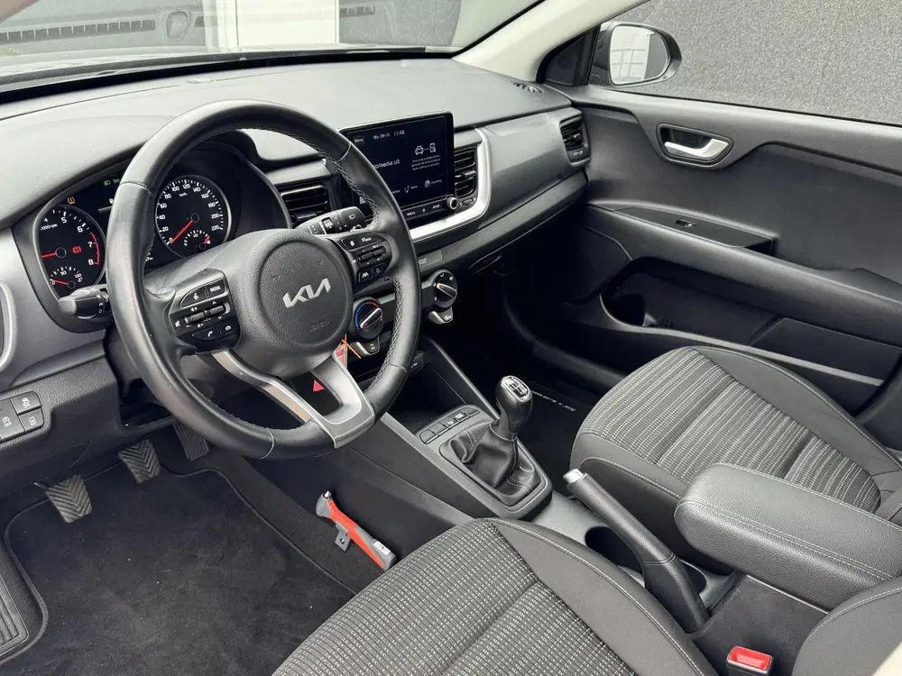 Kia Stonic 1.0 T-GDi MHEV DynamicLine Apple Carplay e uit 2023, foto 8