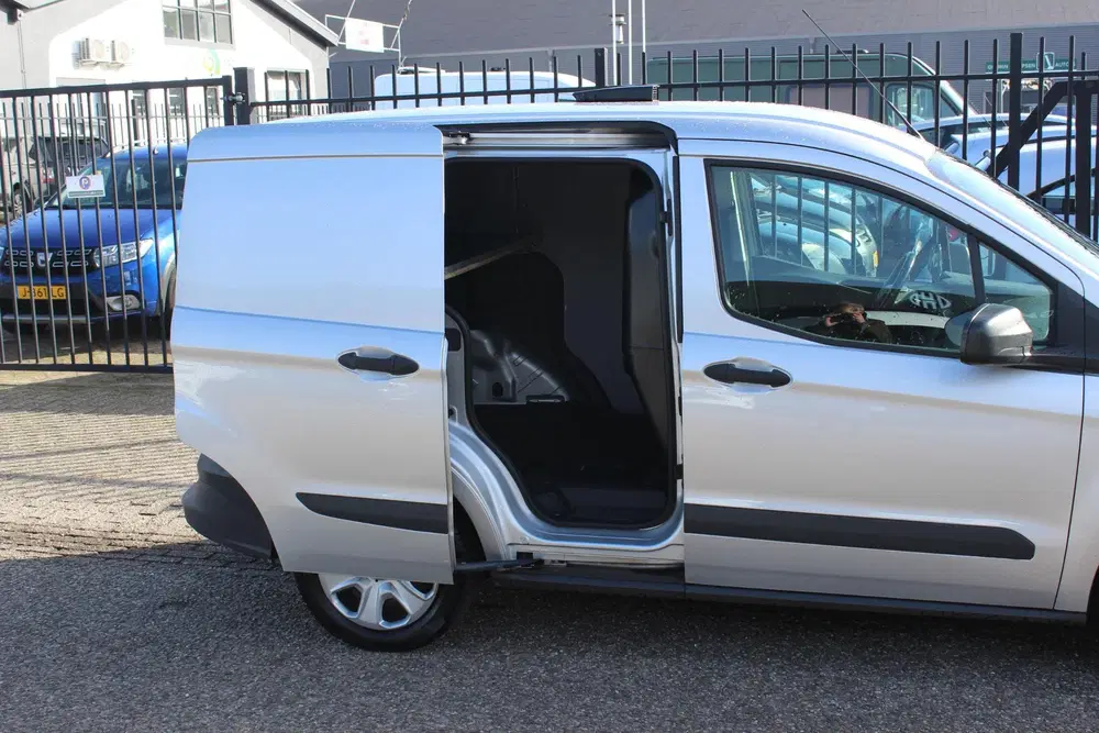Ford Transit Courier 1.5 TDCI Trend Duratorq S&S uit 2022, foto 15