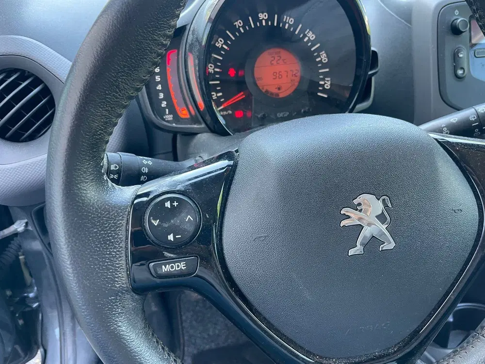 Peugeot 108 1.0 e-VTi Active uit 2021, foto 6