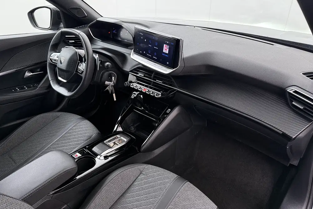 Peugeot 2008 167 PK Aut. Hybrid Allure Half-Leder Clima uit 2025, foto 15
