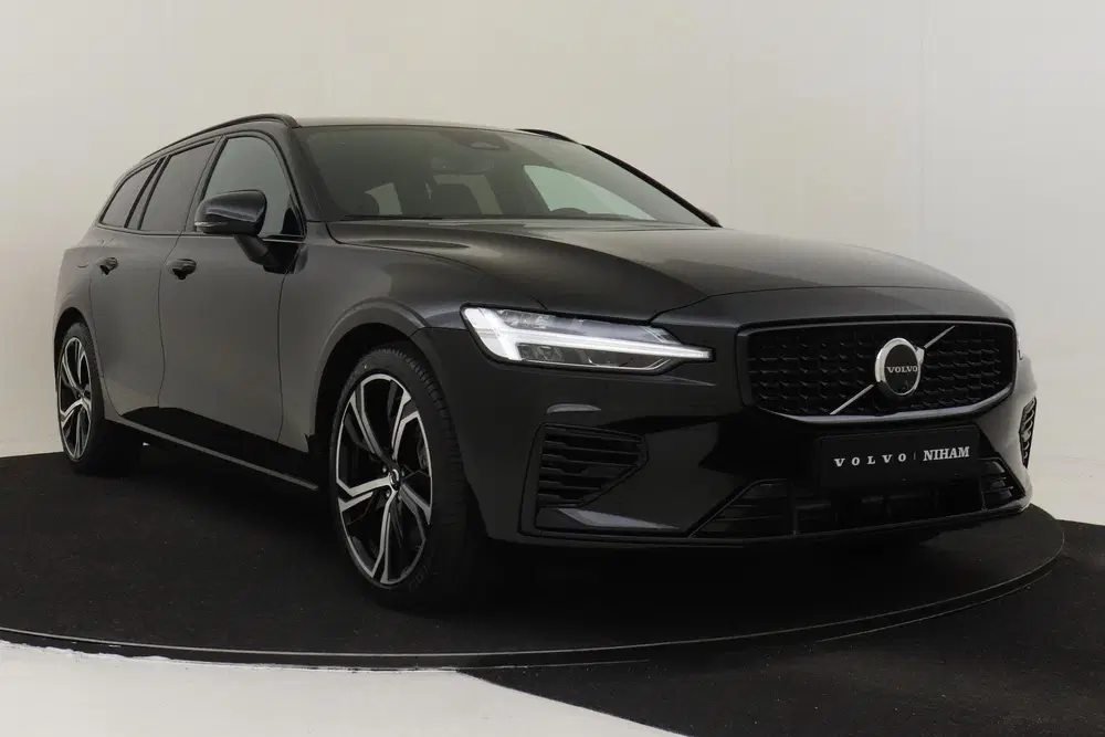 Volvo V60 T8 PLUG-IN HYBRID AWD PLUS PERFORMANCE ED. uit 2026, foto 11