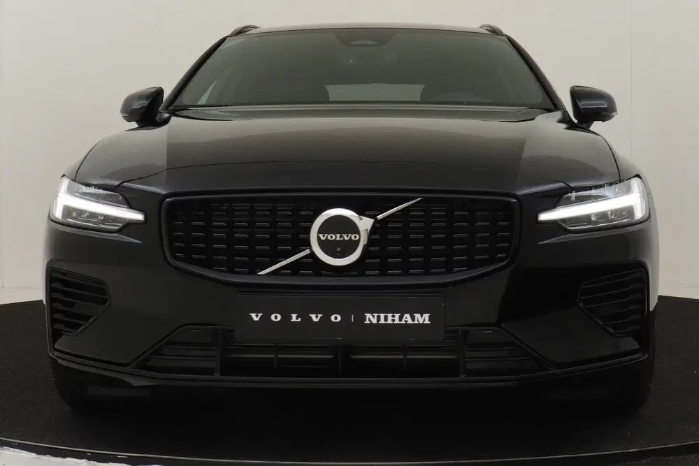 Volvo V60 T8 PLUG-IN HYBRID AWD PLUS PERFORMANCE ED. uit 2026, foto 9