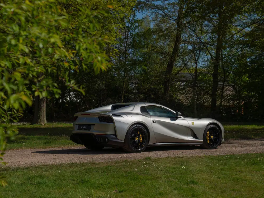 Ferrari 812 6.5 V12 HELE uit 2021, foto 6