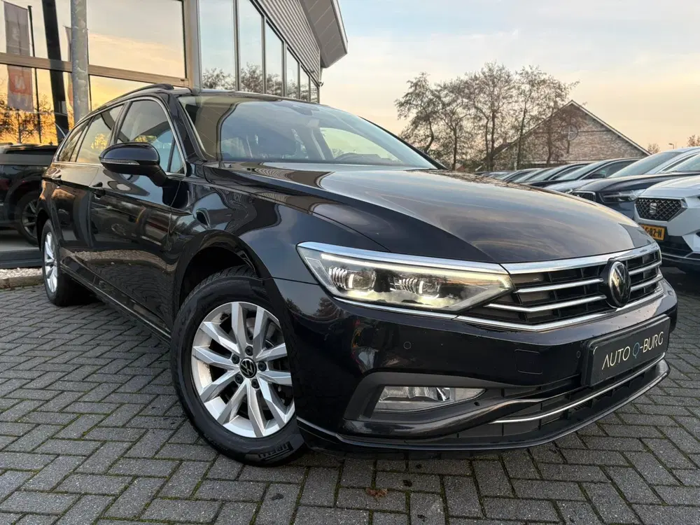 Volkswagen Passat 2.0 TDI Business uit 2022, foto 10
