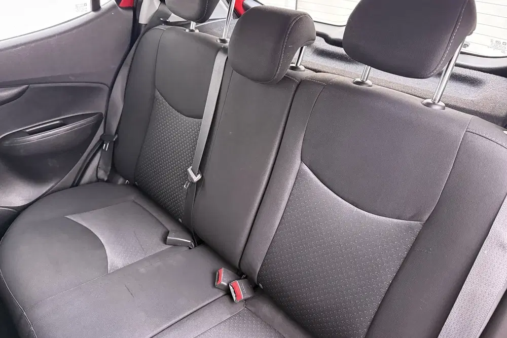Opel Karl 1.0 75 PK Edition Multimedia Bluetooth Cru uit 2019, foto 11