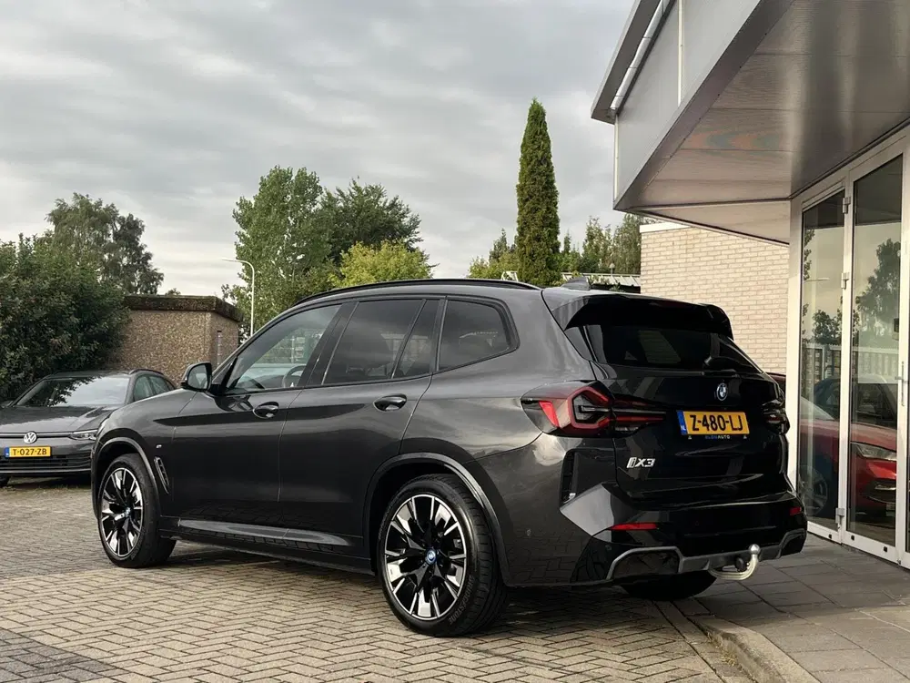 BMW iX3 High Executive M-SPORT SOH 100% PANO+TREKH uit 2024, foto 13