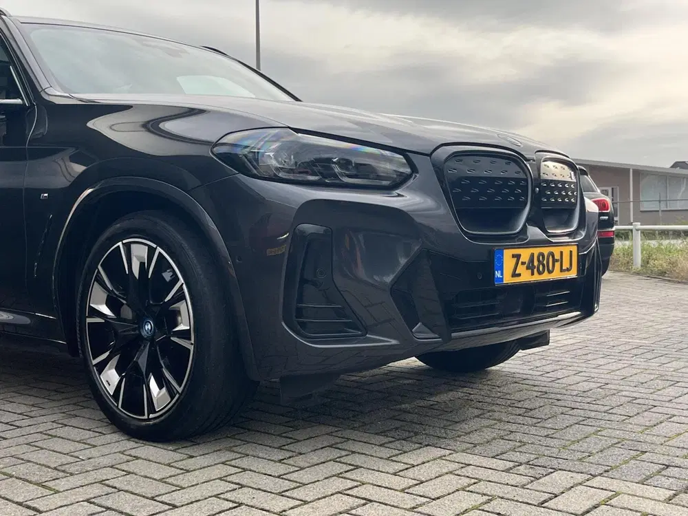 BMW iX3 High Executive M-SPORT SOH 100% PANO+TREKH uit 2024, foto 14
